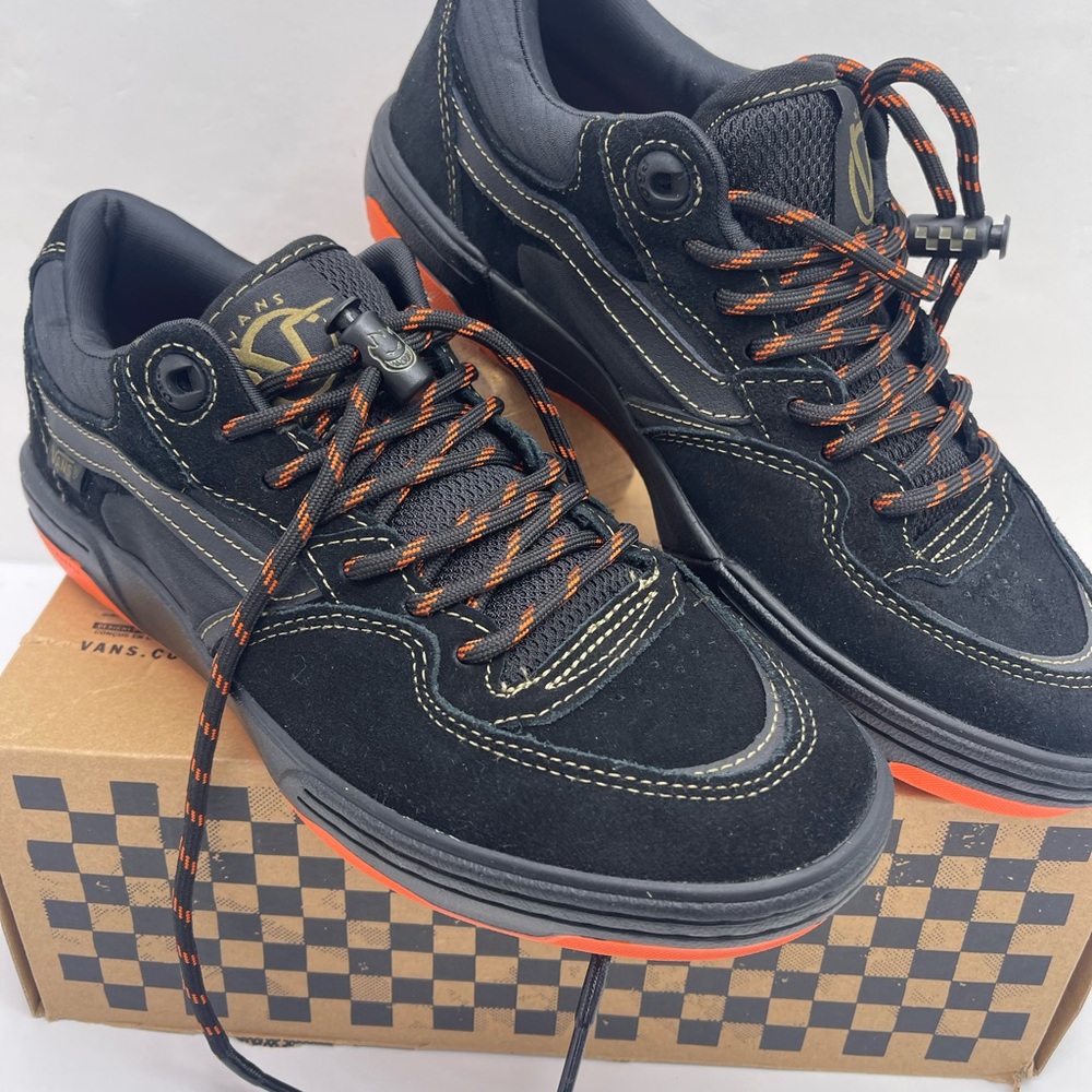 Vans Spitfire Men's Shoes Rowan 2
Spitfire Black/Flame
VN0A2Z3IBFM Sneakers - Picture 4 of 16